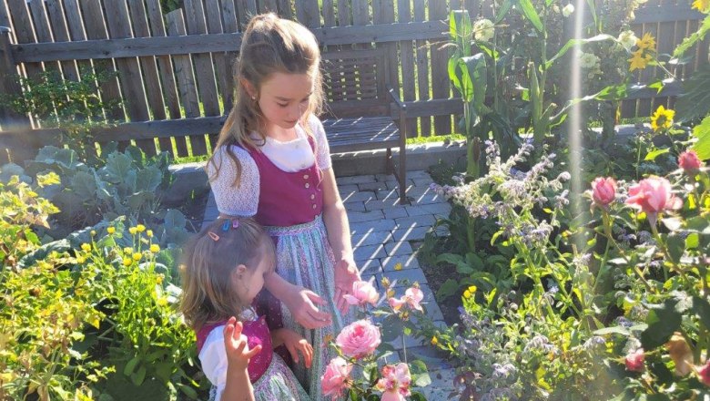 Farbspektakel im Bauerngarten, © Familie Teufel